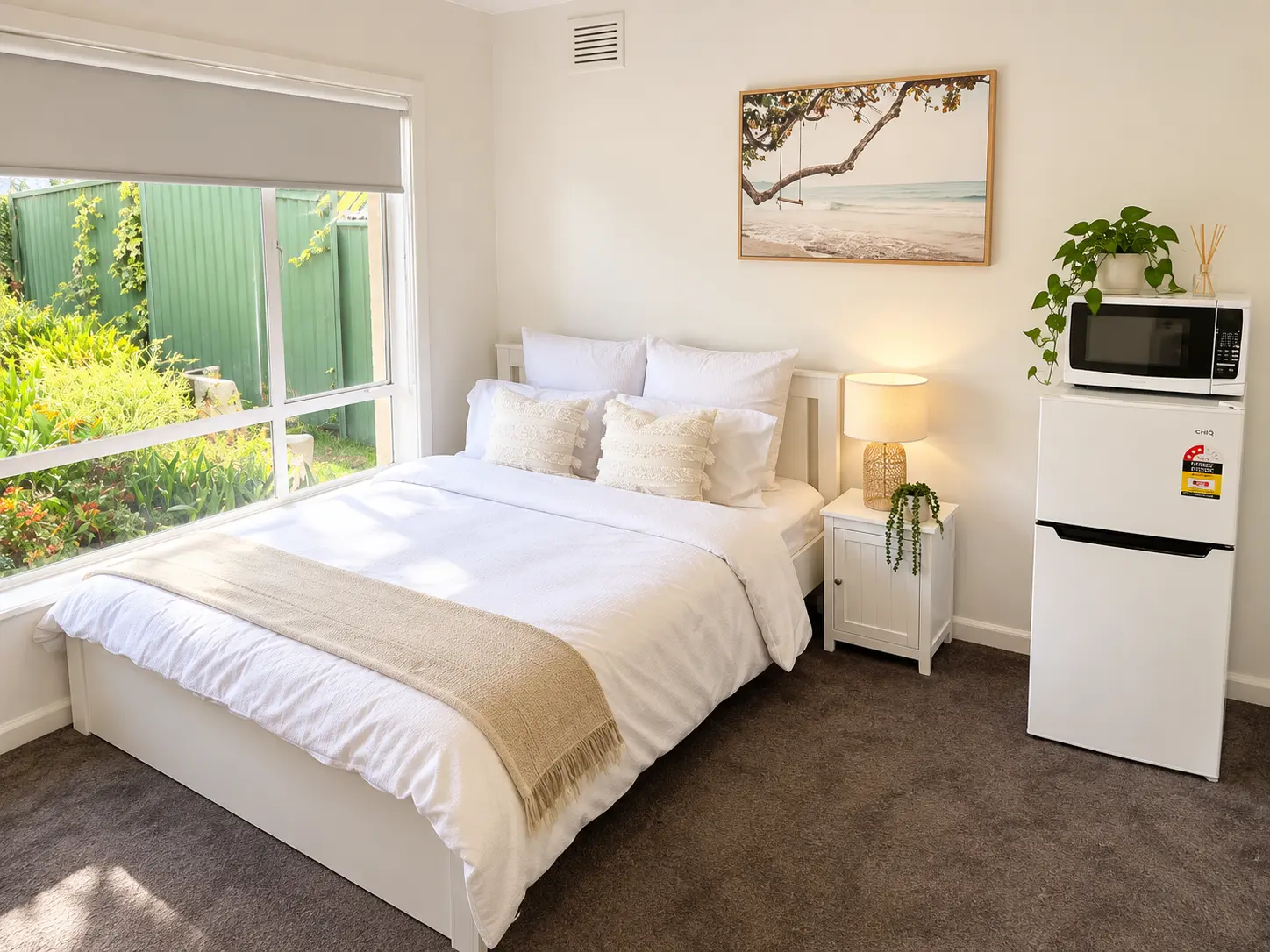Hampton East Room 1 — room overview